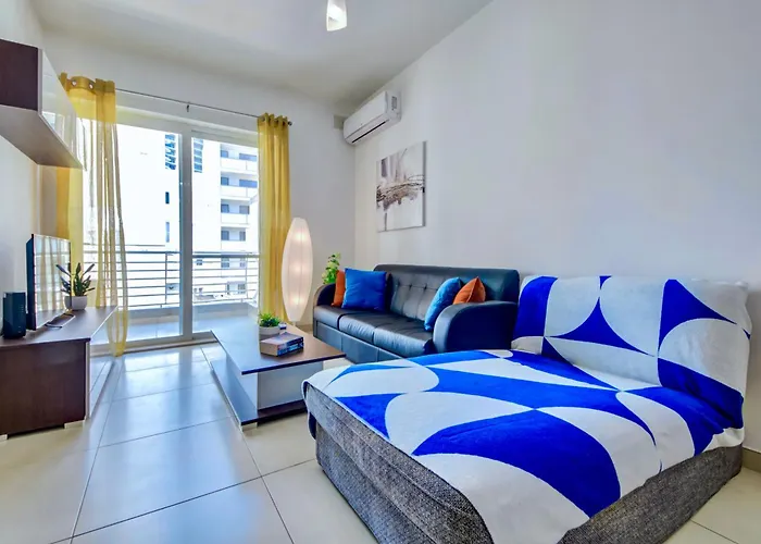 Super Location, St Julians, 2 Bedroom, Paceville Apt 7 By Vaganza
