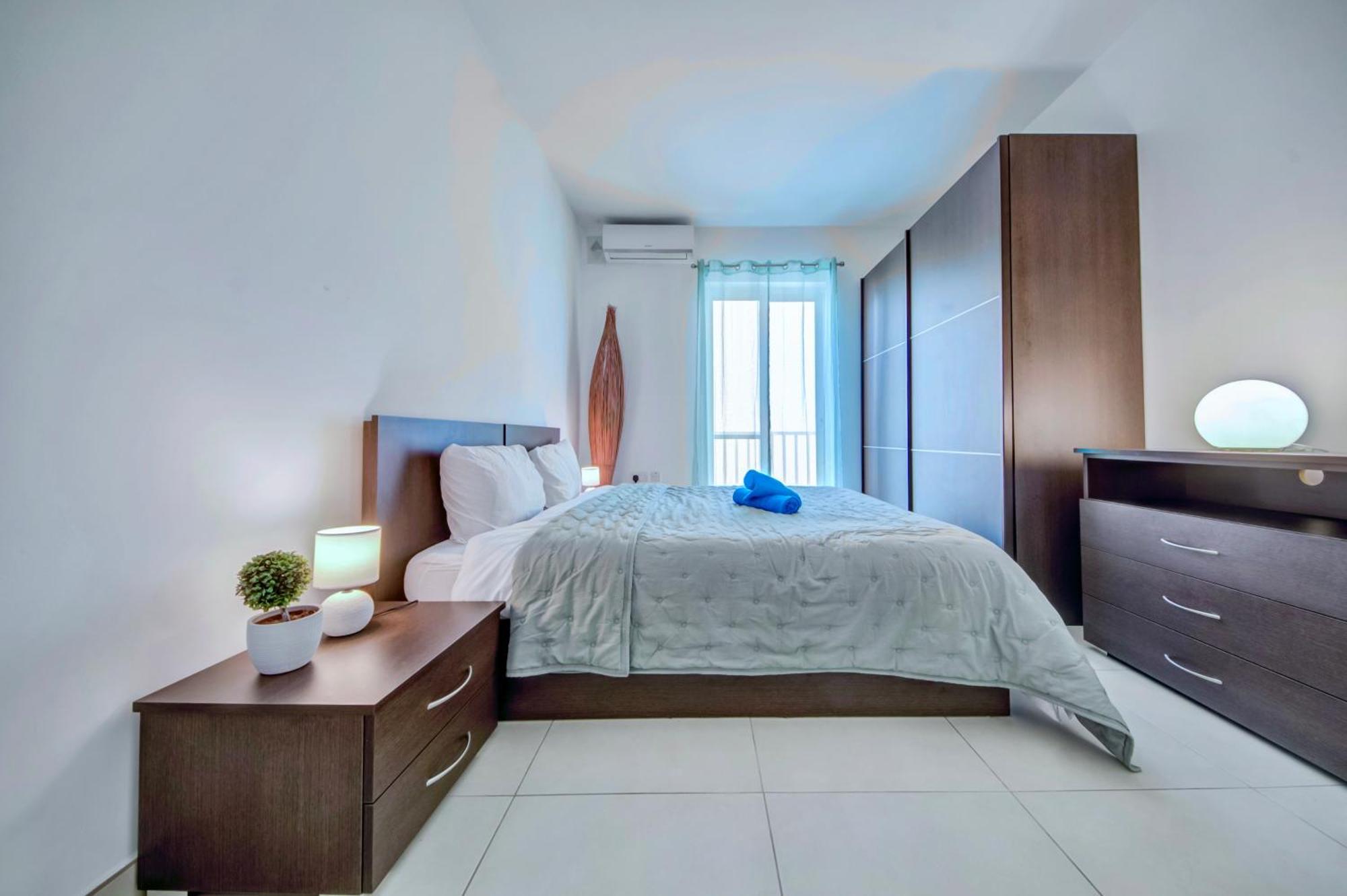 Super Location, St Julians, 2 Bedroom, Paceville 7 By Vaganza *